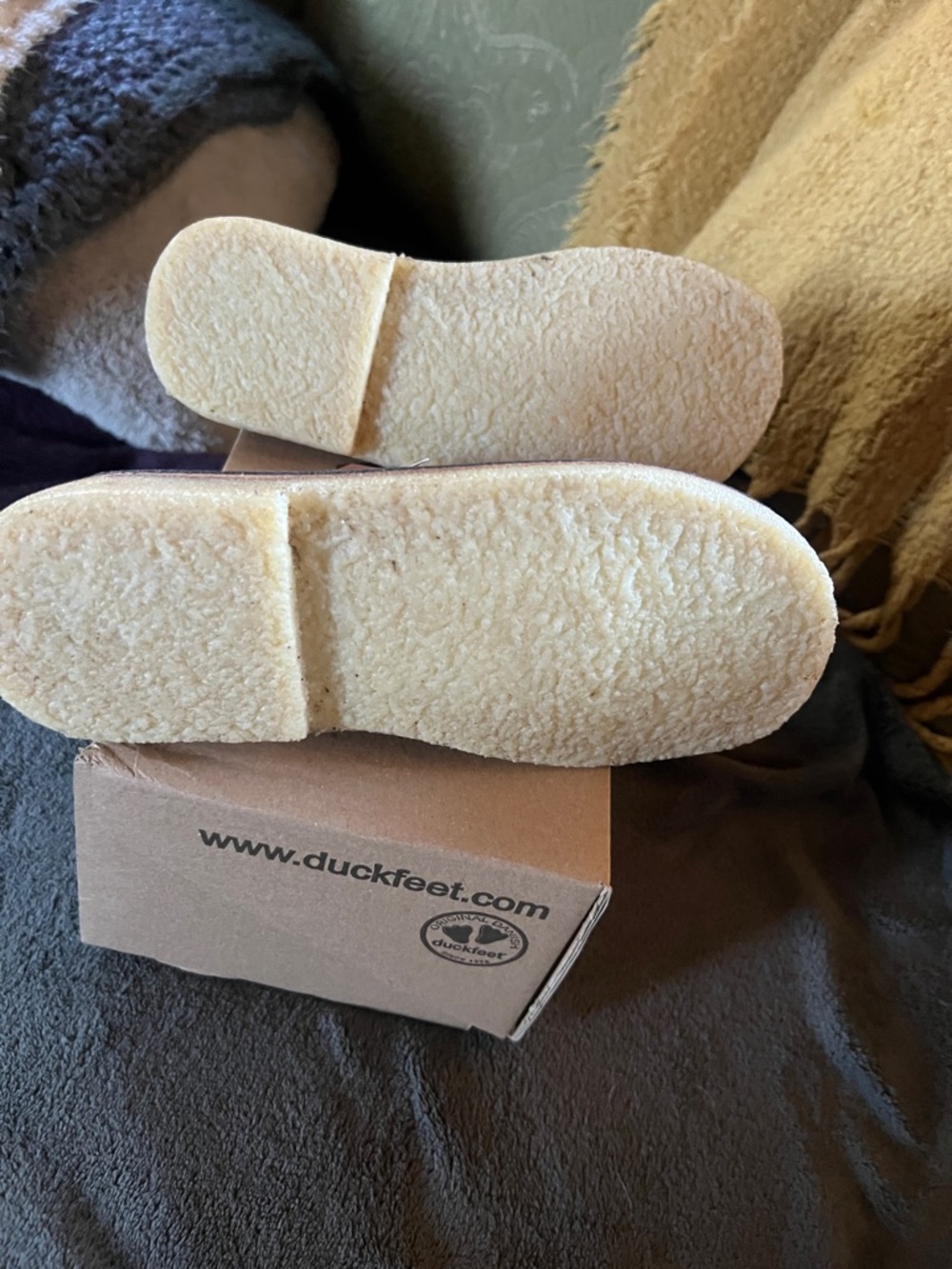 Duckfeet Slip-On Clogs in plum - Picture 3 of 3